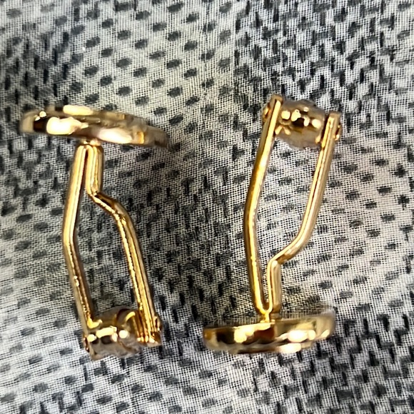 Auth. Christian Dior Logo Gold Tone Cuffs Vintage authentic cufflinks - Picture 10 of 11